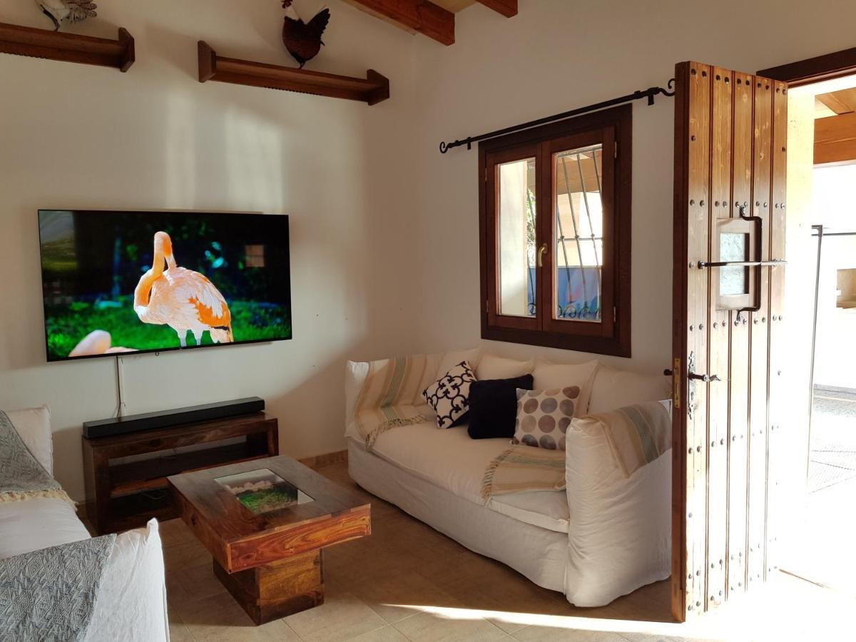 Villa Milagro - 3 Bedroom Finca Style Villa With Pool Near Golf Course/Beaches - Air Cond. Pollença Exterior foto